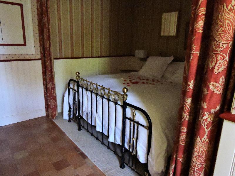 Hotel The Originals Le Domaine de Mestré - Oda