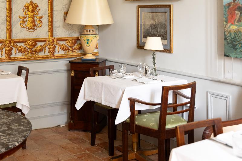 Hotel The Originals Le Domaine de Mestré - Restoran