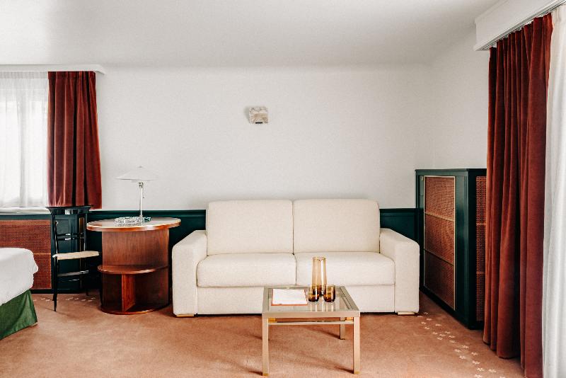Experimental Chalet - Oda