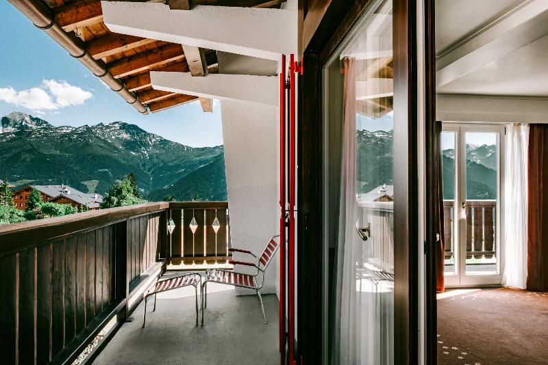 Experimental Chalet - Oda