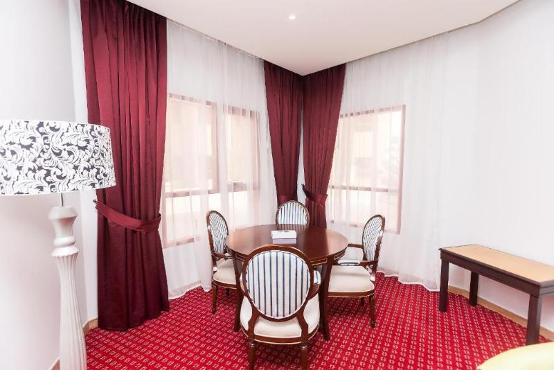 Red Castle Hotel - Oda