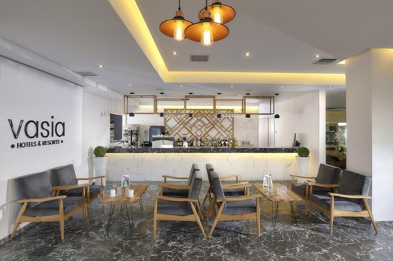Vasia Royal Hotel - Bar