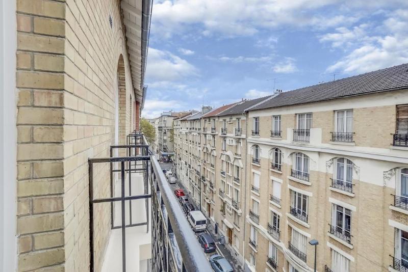 Paris Hotel Clichy - Genel