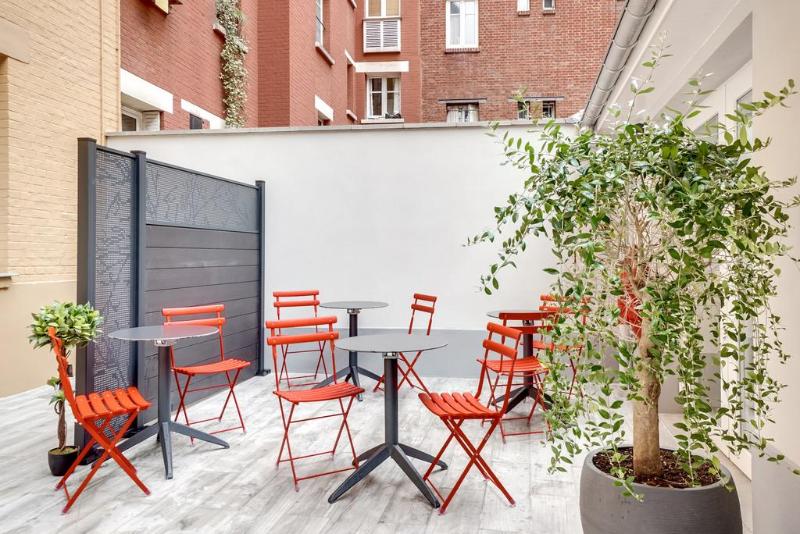 Paris Hotel Clichy - Teras