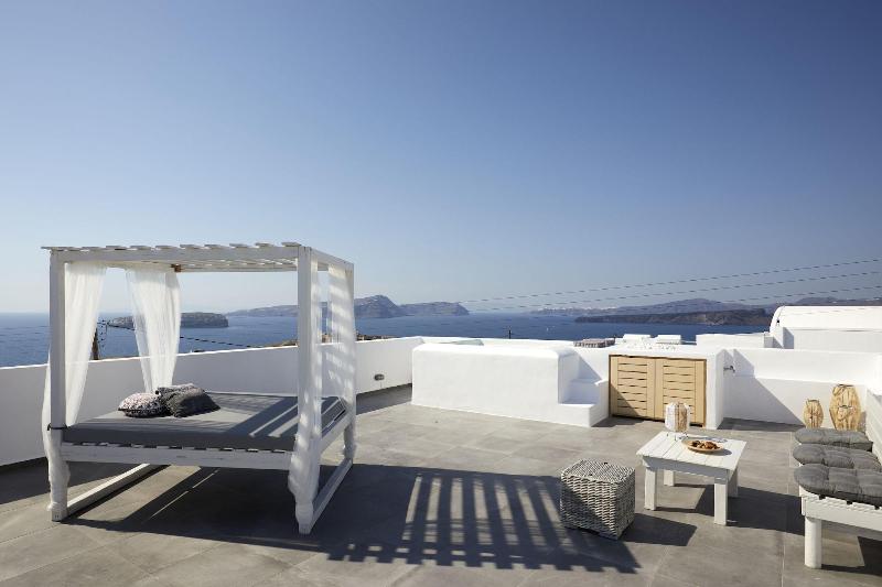 Sunset Faros - Oda