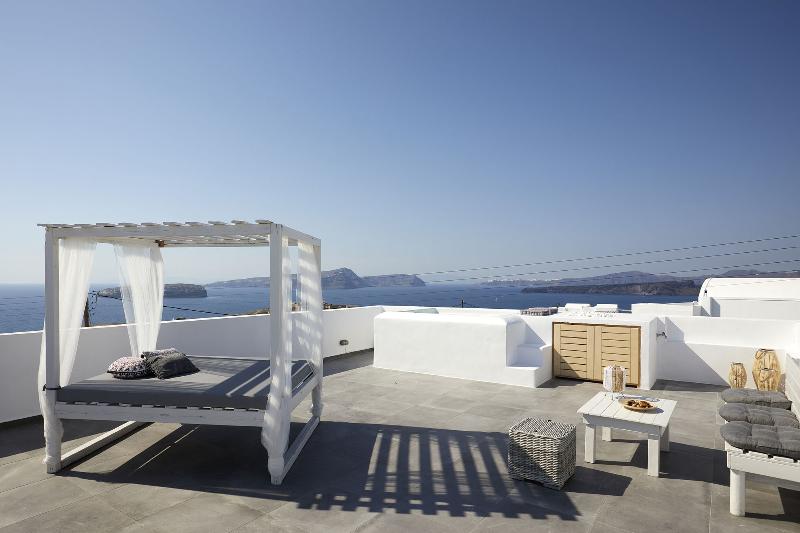 Sunset Faros - Oda