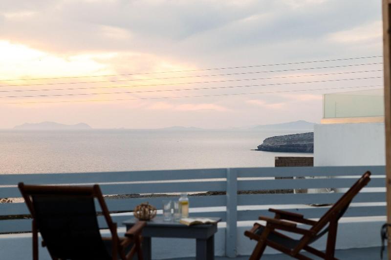 Sunset Faros - Oda