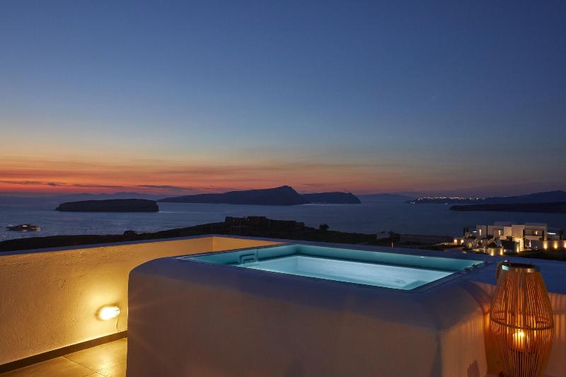 Sunset Faros - Oda