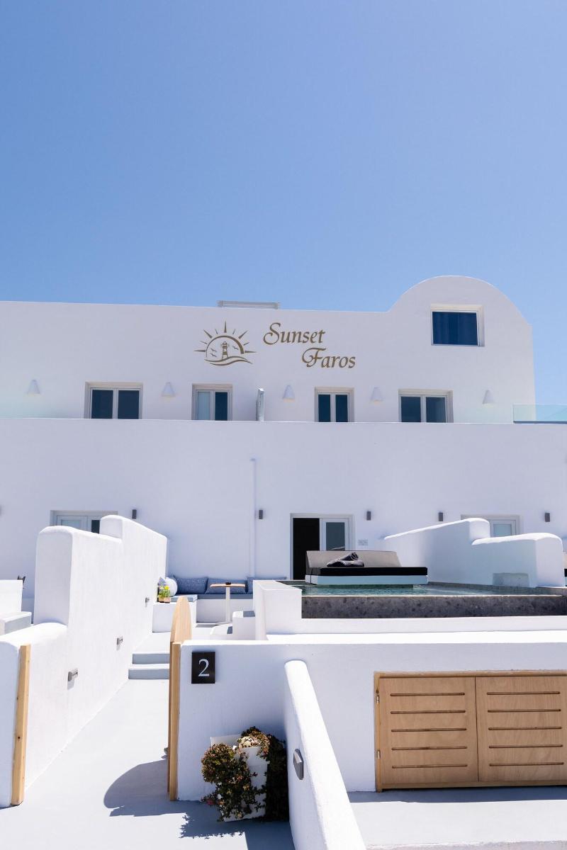 Sunset Faros - Oda