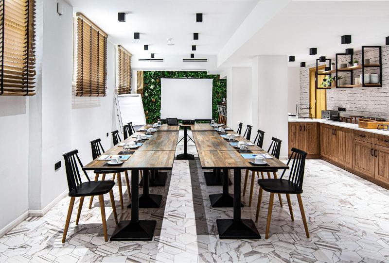 31 Doors Hotel - Toplantı