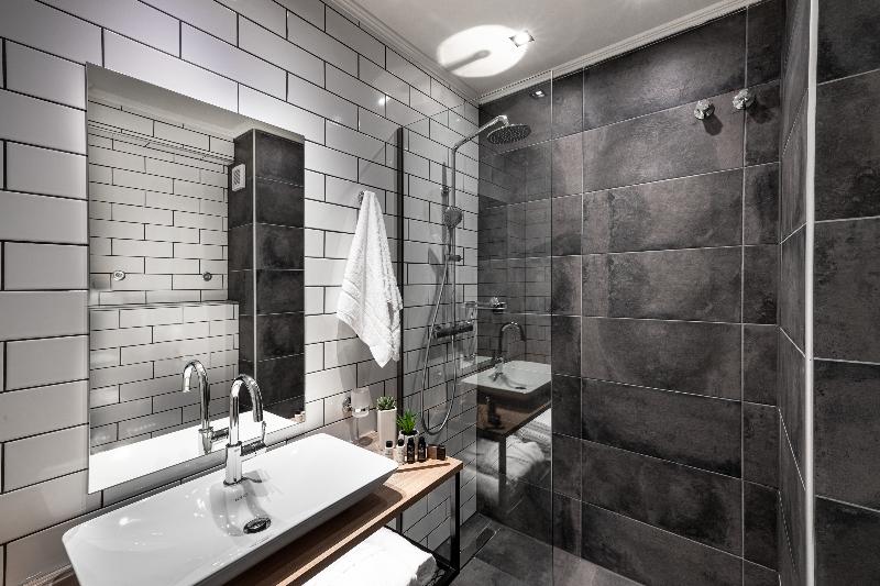 31 Doors Hotel - Oda