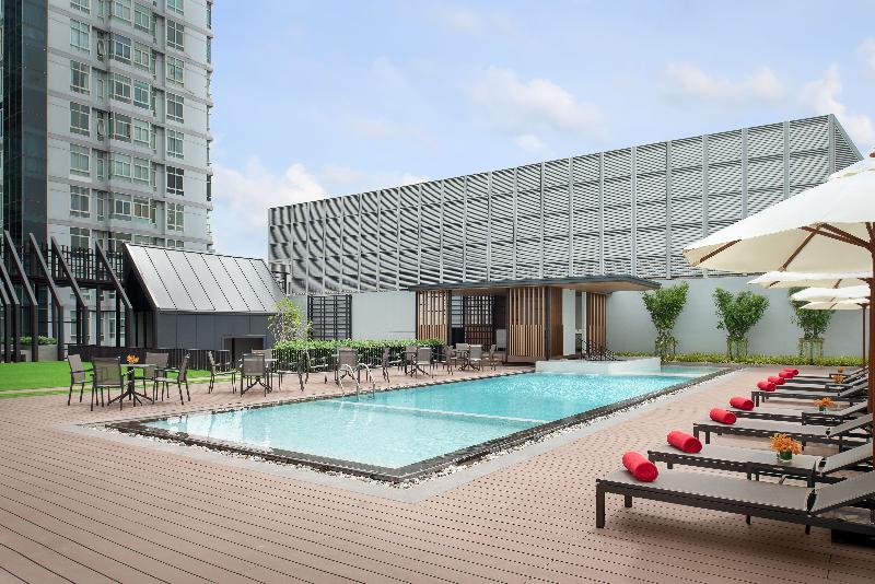 Avani Sukhumvit Bangkok - Havuz