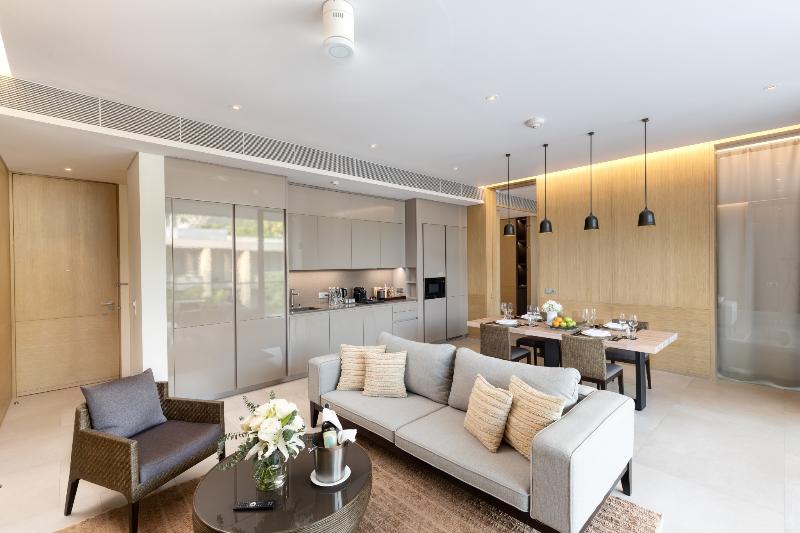 Twinpalms MontAzure Phuket - Oda