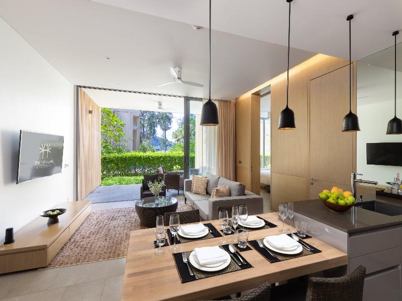 Twinpalms MontAzure Phuket - Oda