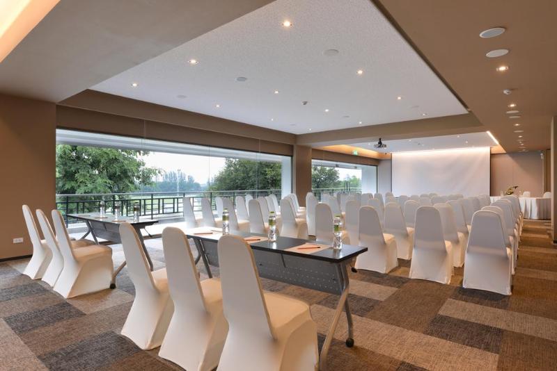 Tinidee Hotel Bangkok Golf Club - Toplantı
