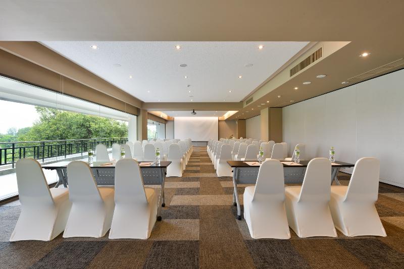 Tinidee Hotel Bangkok Golf Club - Toplantı
