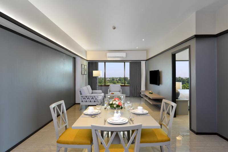 Tinidee Hotel Bangkok Golf Club - Oda