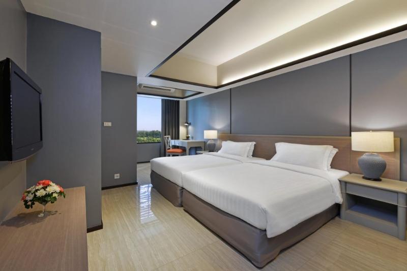 Tinidee Hotel Bangkok Golf Club - Oda