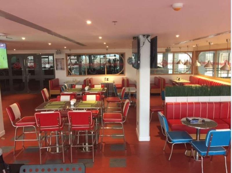 Al Reem Village Hotel - Restoran