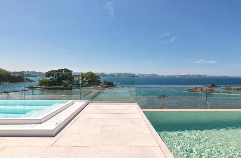 Noa Boutique Hotel - Havuz