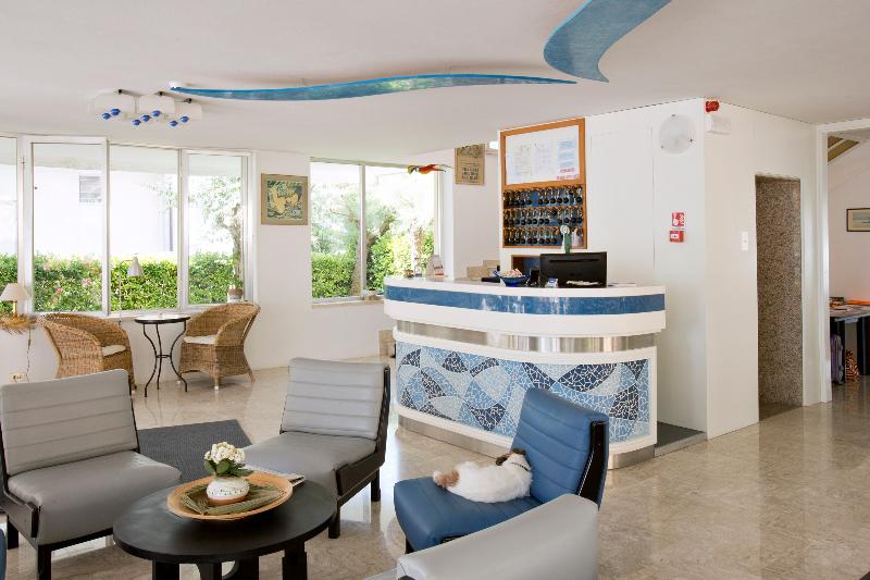 Hotel Avana - Lobi