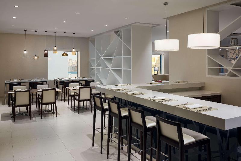 Hyatt House Jeddah Sari Street - Lobi