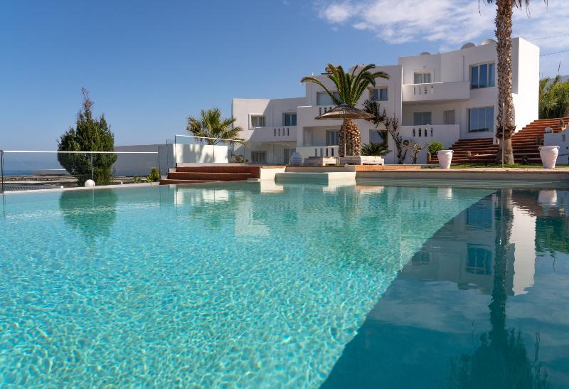 Arkasa Palace Villas - Havuz