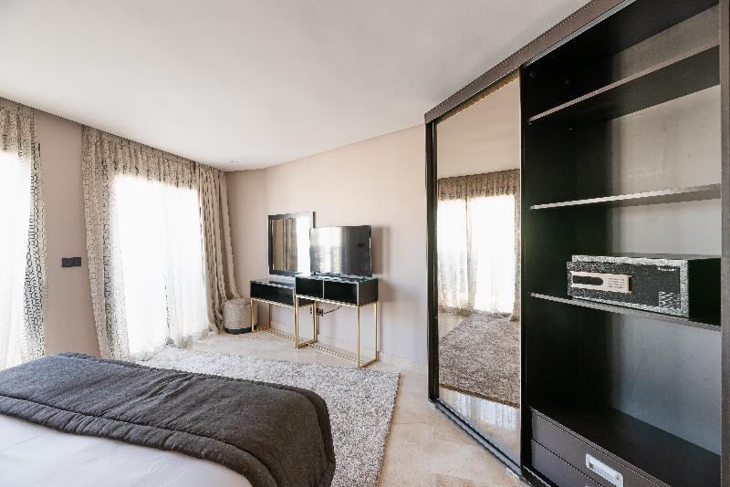 Avenue Suites & Appart Hotel Deluxe - Oda
