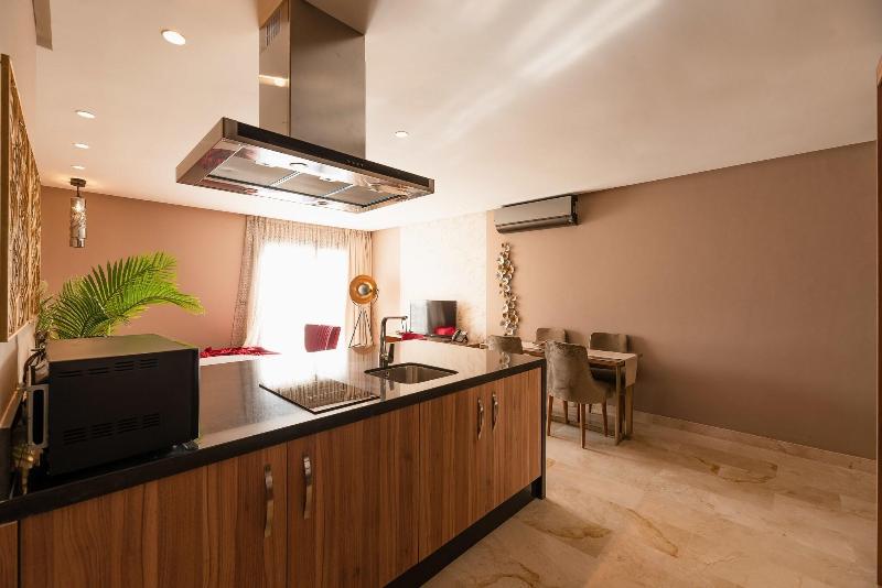Avenue Suites & Appart Hotel Deluxe - Oda