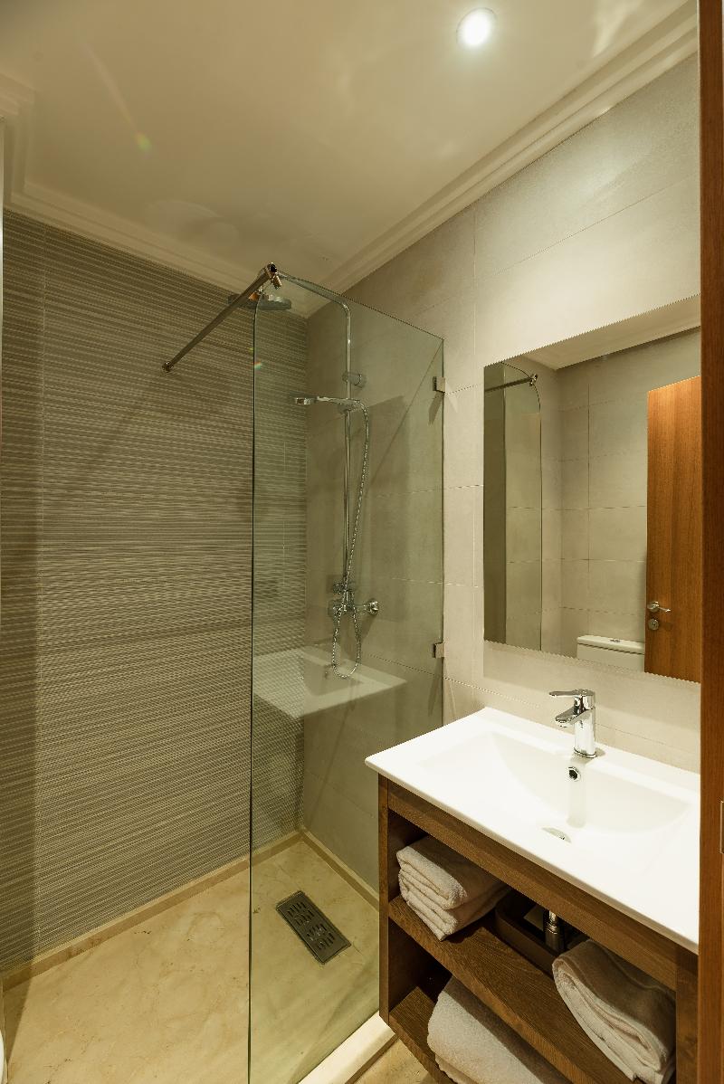 Avenue Suites & Appart Hotel Deluxe - Oda