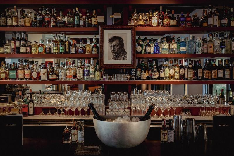 Experimental Marais - Bar