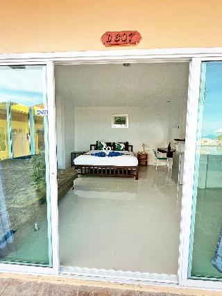 Anyavee Chom by The Sea fotoÄŸrafÄ±