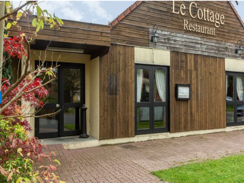 Hotel The Originals Bruay la Buissiere Le Cottage - Lobi