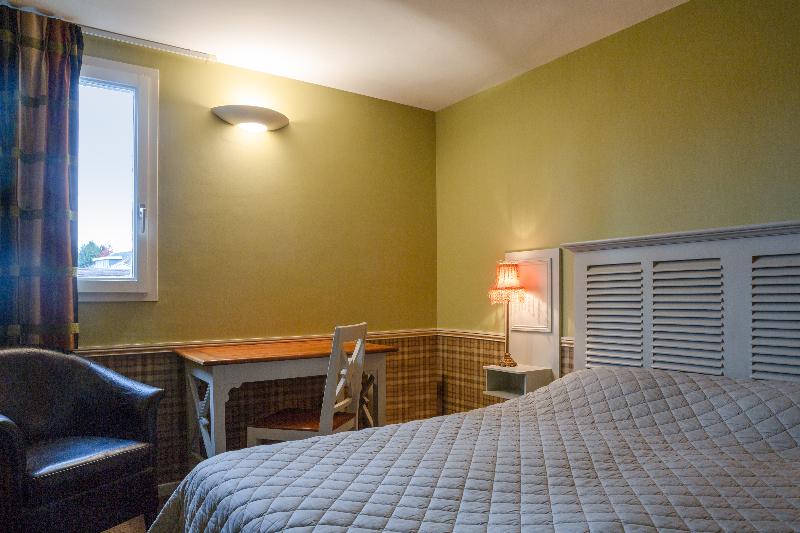 Hotel The Originals Bruay la Buissiere Le Cottage - Oda