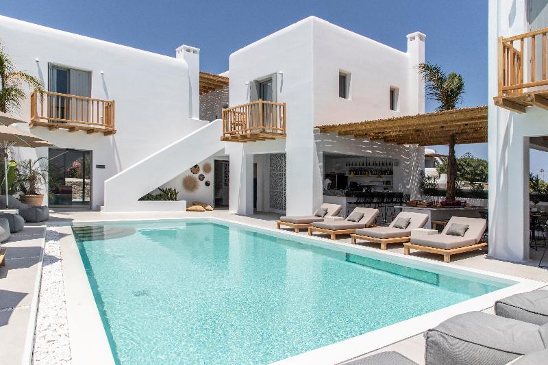 Adorno Suites Mykonos - Havuz