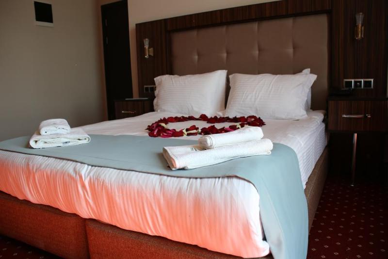 Legend Business Hotel - Oda