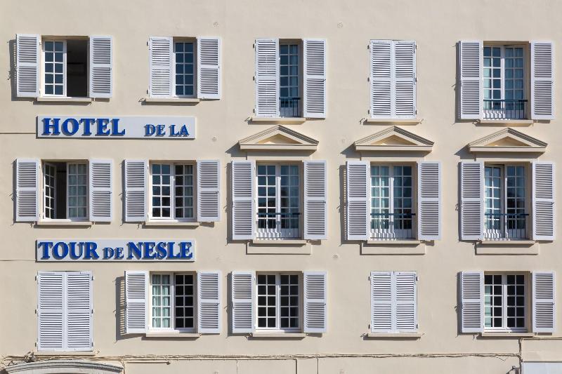 Hôtel De La Tour De Nesle - Genel