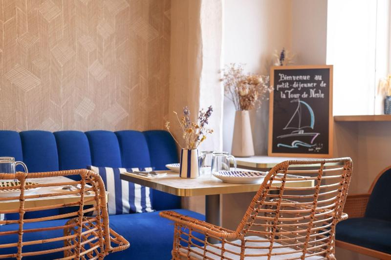 Hôtel De La Tour De Nesle - Restoran