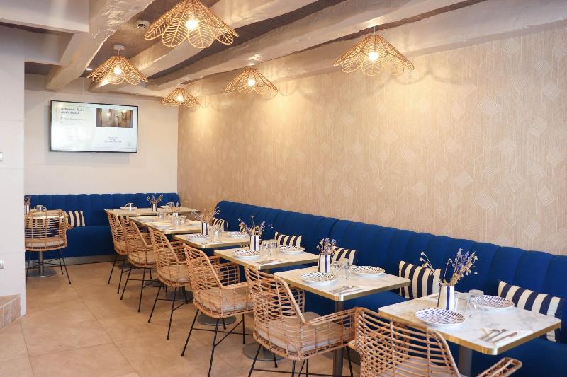 Hôtel De La Tour De Nesle - Restoran