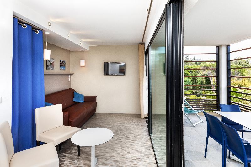 SOWELL Family Riviera - Oda