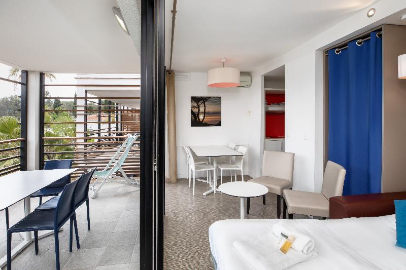 SOWELL Family Riviera - Oda