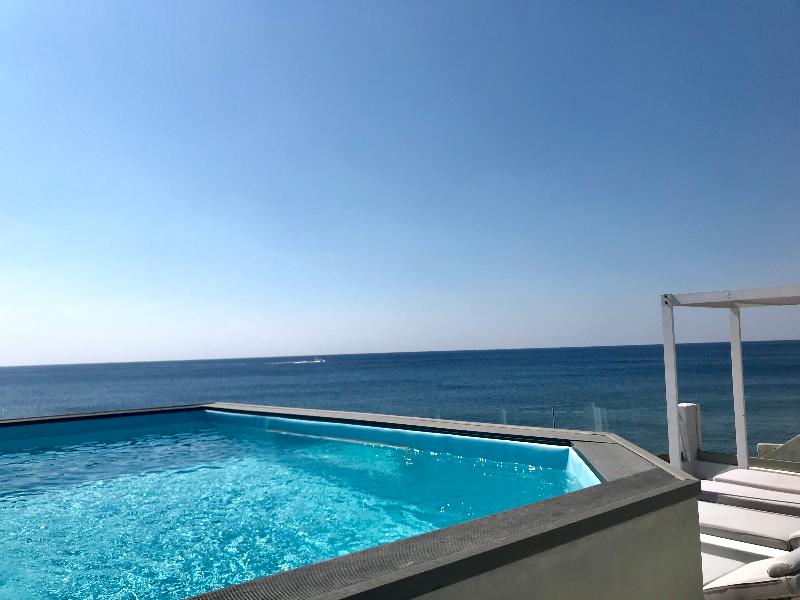 Sublime Villa & Caves - Oda