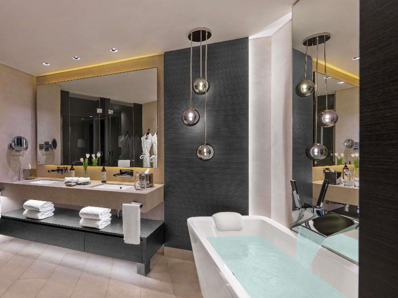 Fairmont Riyadh - Oda