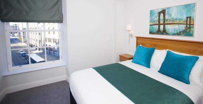 Royal Athenaeum Suites - Genel