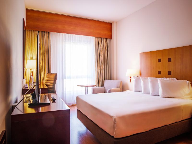 VIP Executive Santa Iria Hotel - Oda
