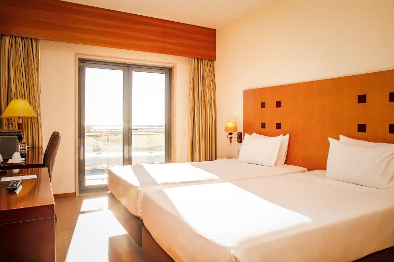 VIP Executive Santa Iria Hotel - Oda
