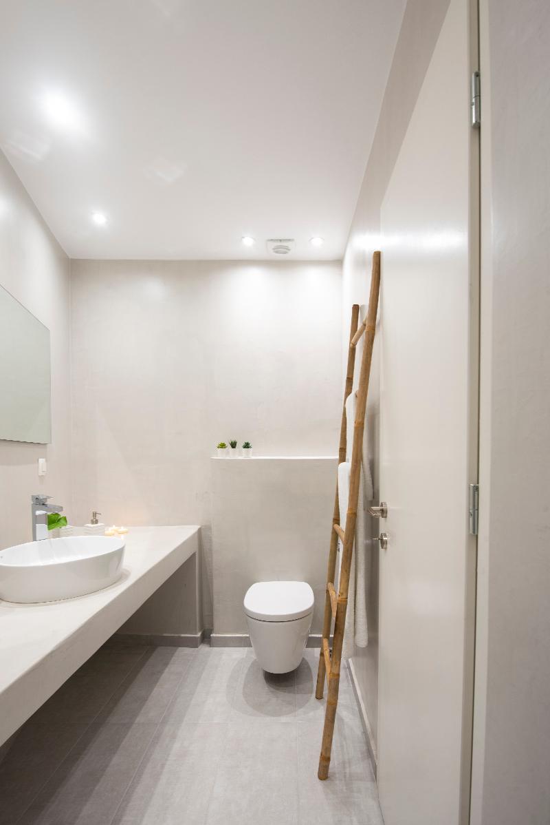 White Orchid Luxury Suites - Oda