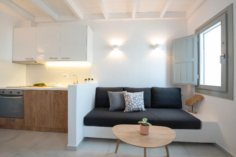 White Orchid Luxury Suites - Oda