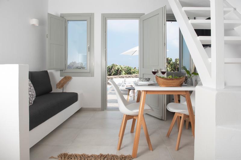 White Orchid Luxury Suites - Oda