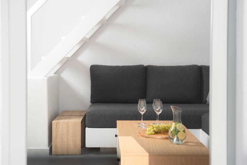 White Orchid Luxury Suites - Oda